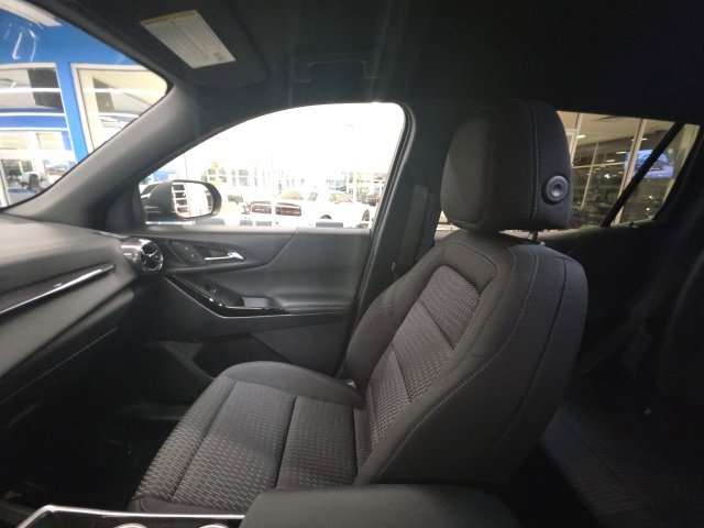 New 2025 Chevrolet Equinox LT w/ Safety and Technology Package image 19