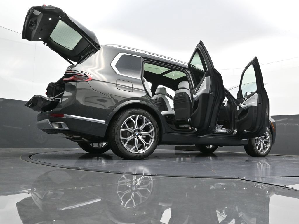 New 2026 BMW X7 xDrive40i image 46