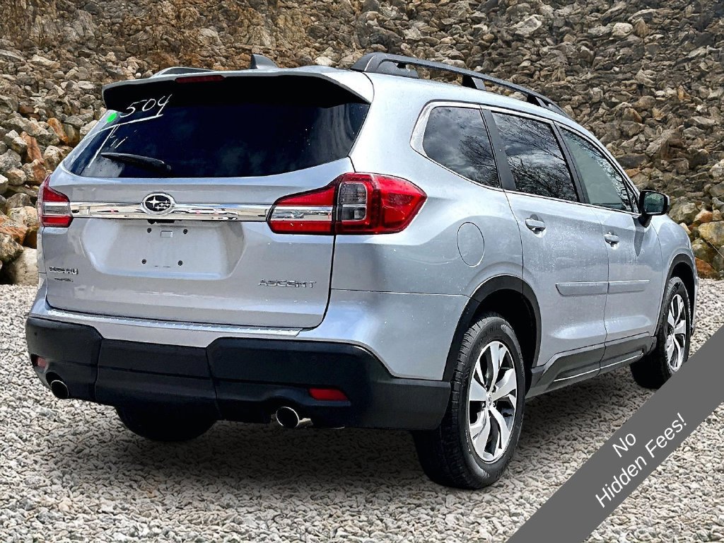 Used 2022 Subaru Ascent Premium w/ Convenience Package AWD/4WD image 2