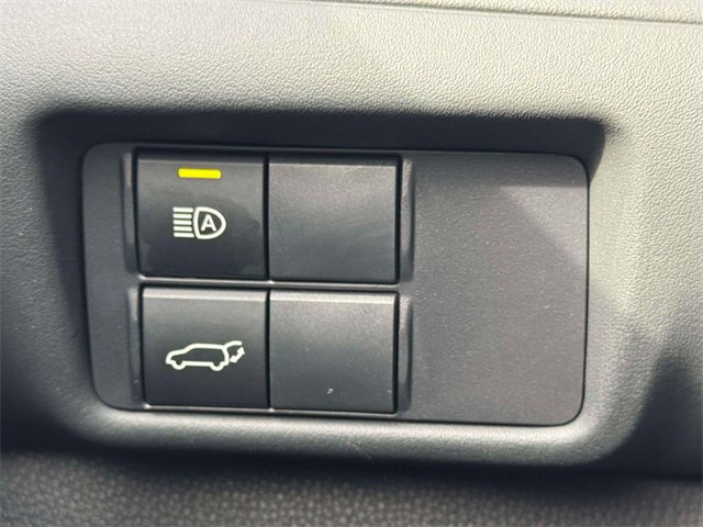 Used 2022 Toyota Highlander XLE image 20