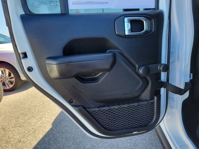 Used 2022 Jeep Gladiator Sport image 14