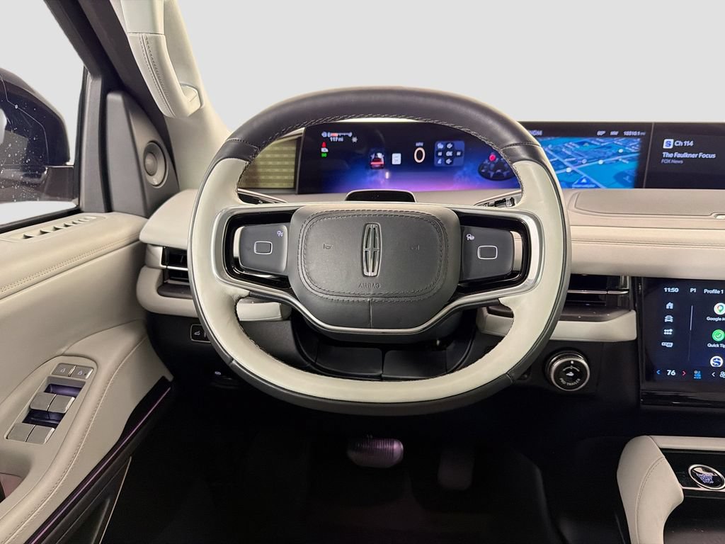 Used 2025 Lincoln Navigator L Black Label AWD/4WD image 23