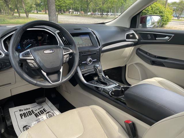 Certified 2018 Ford Edge Titanium w/ Equipment Group 302A AWD/4WD image 3