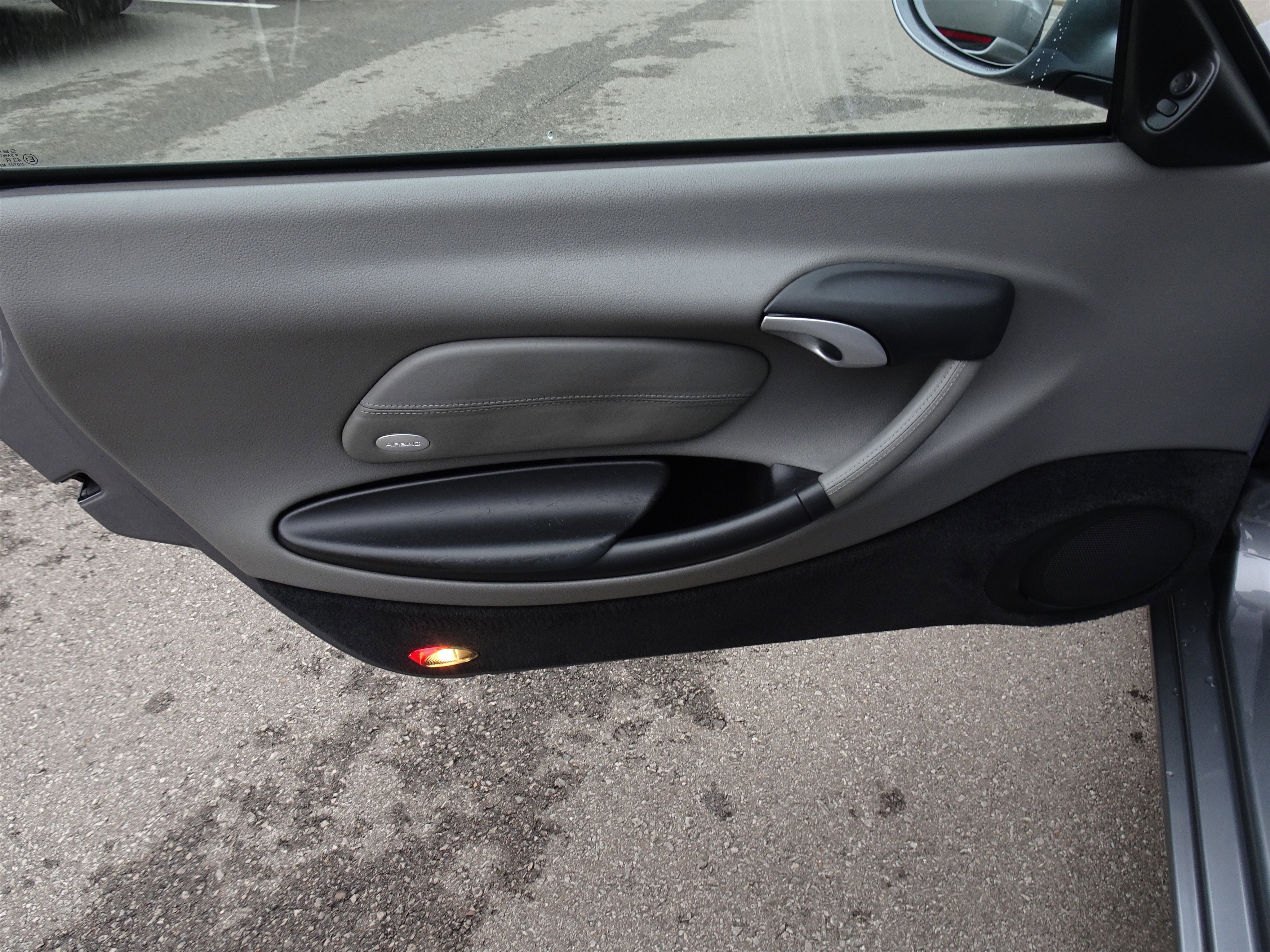 Used 2003 Porsche Boxster image 15