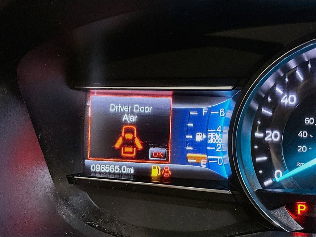 Used 2016 Ford Explorer Sport image 12