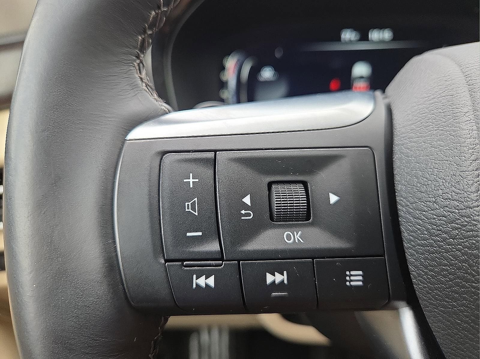 Used 2025 INFINITI QX60 Sensory w/ Vision Package AWD/4WD image 20