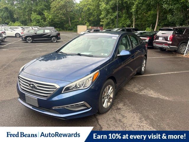Used 2015 Hyundai Sonata SE FWD image 1