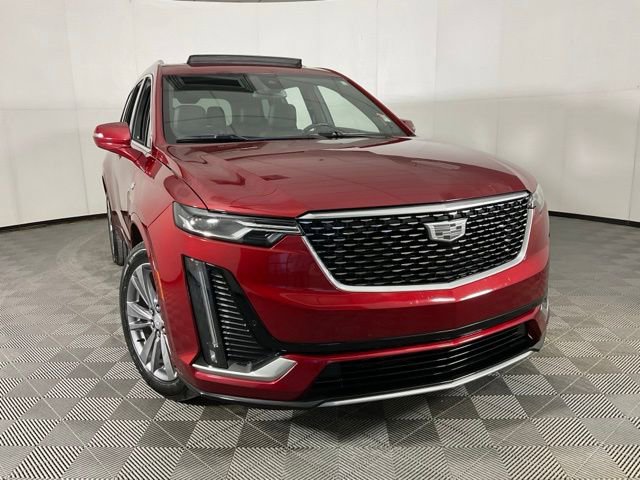 Used 2024 Cadillac XT6 Premium Luxury image 8