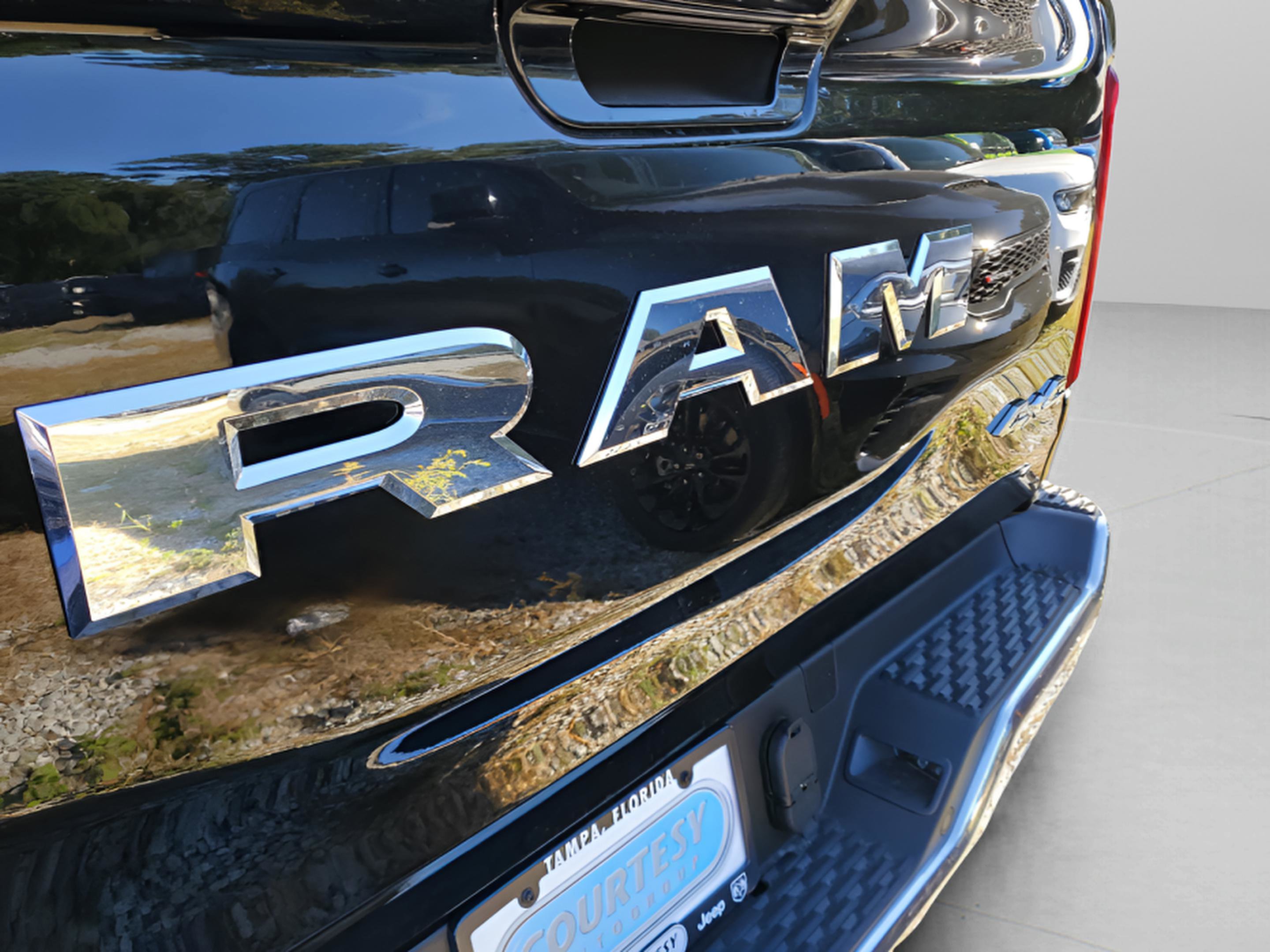 New 2026 RAM 1500 Limited w/ Trailer Tow Group image 36