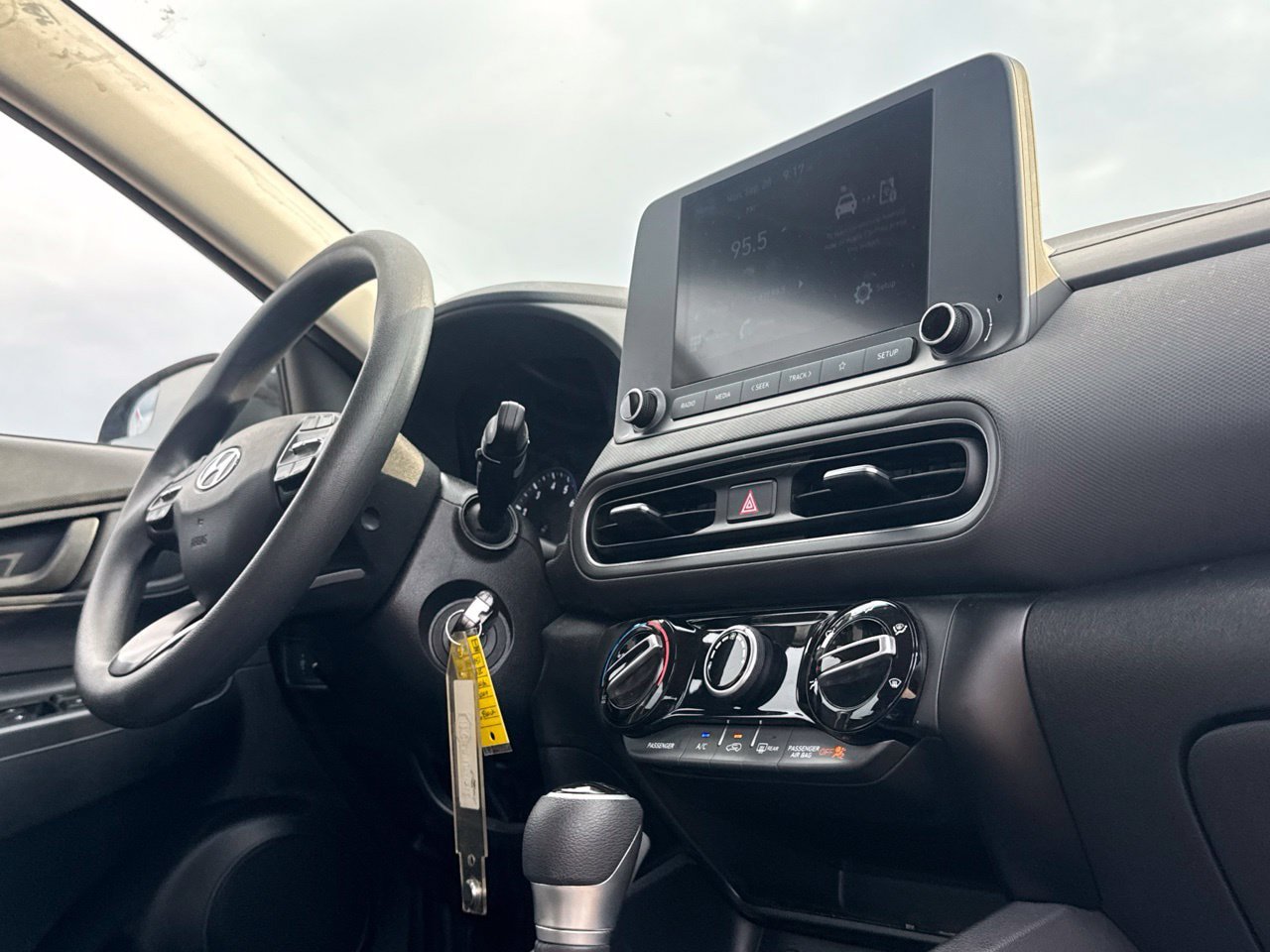 Used 2022 Hyundai Kona SE FWD image 31