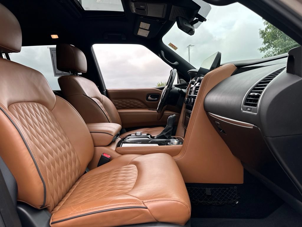 Used 2022 INFINITI QX80 Sensory w/ All-Season Package AWD/4WD image 27