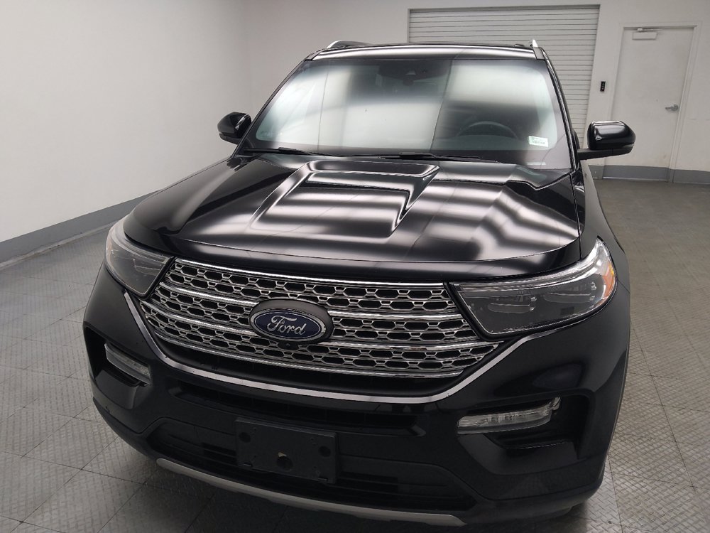 Used 2021 Ford Explorer Limited w/ Equipment Group 301A AWD/4WD image 15