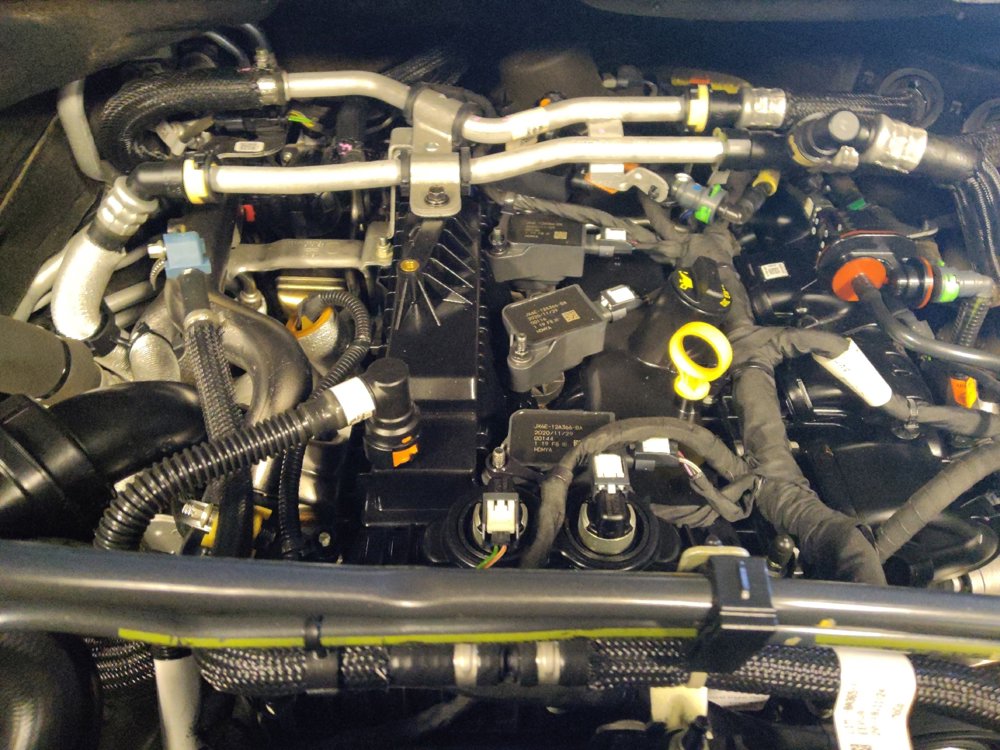 Used 2021 Ford Explorer XLT RWD image 30