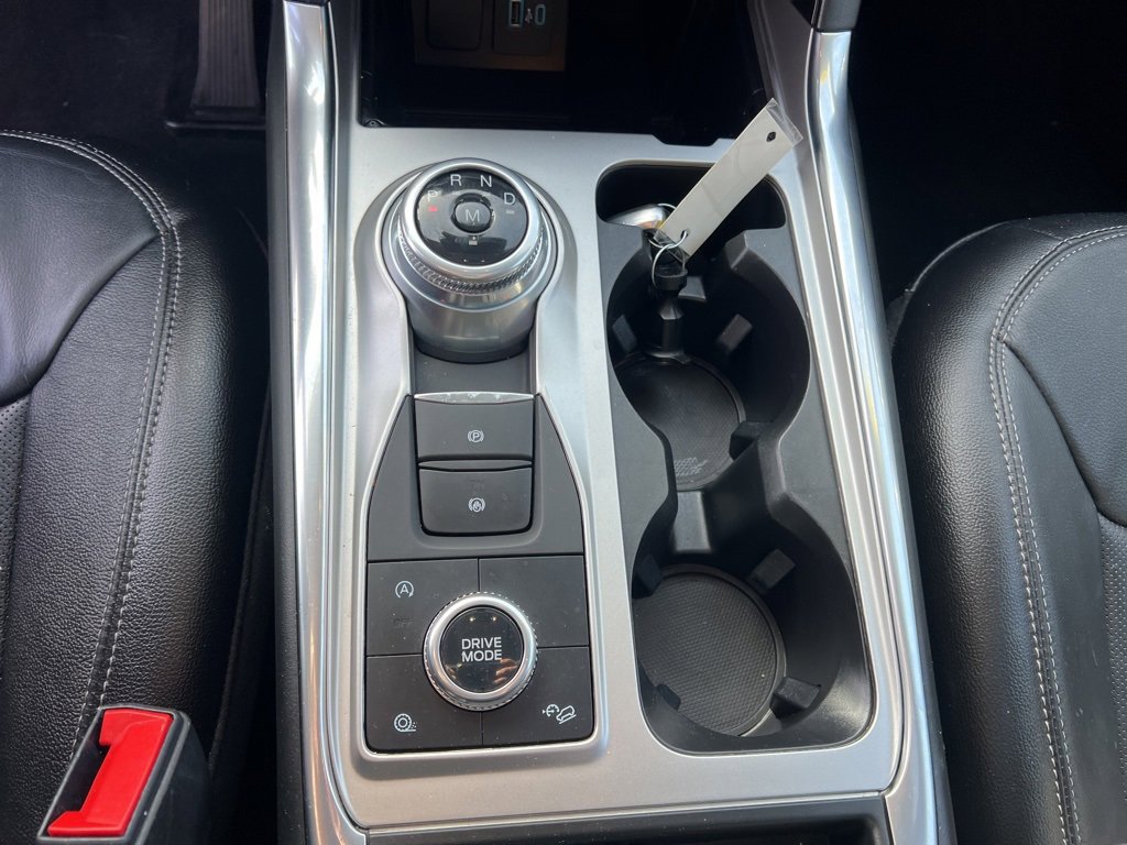 Used 2020 Ford Explorer Limited image 17