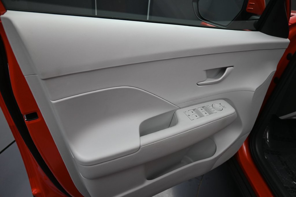 Certified 2026 Hyundai Kona SE FWD image 13