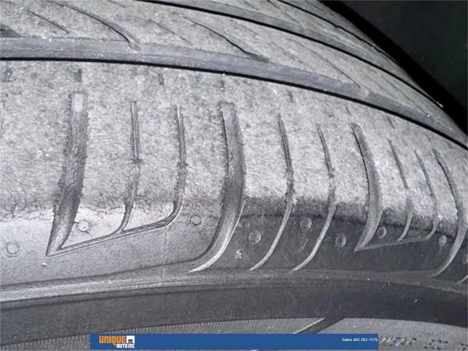 Used 2019 Chevrolet Equinox Premier image 26