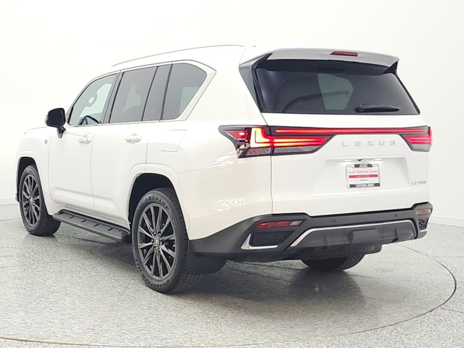 Used 2025 Lexus LX 700h F Sport image 7