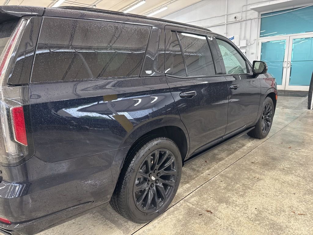 Used 2023 Cadillac Escalade Sport w/ LPO, ONYX Package image 12