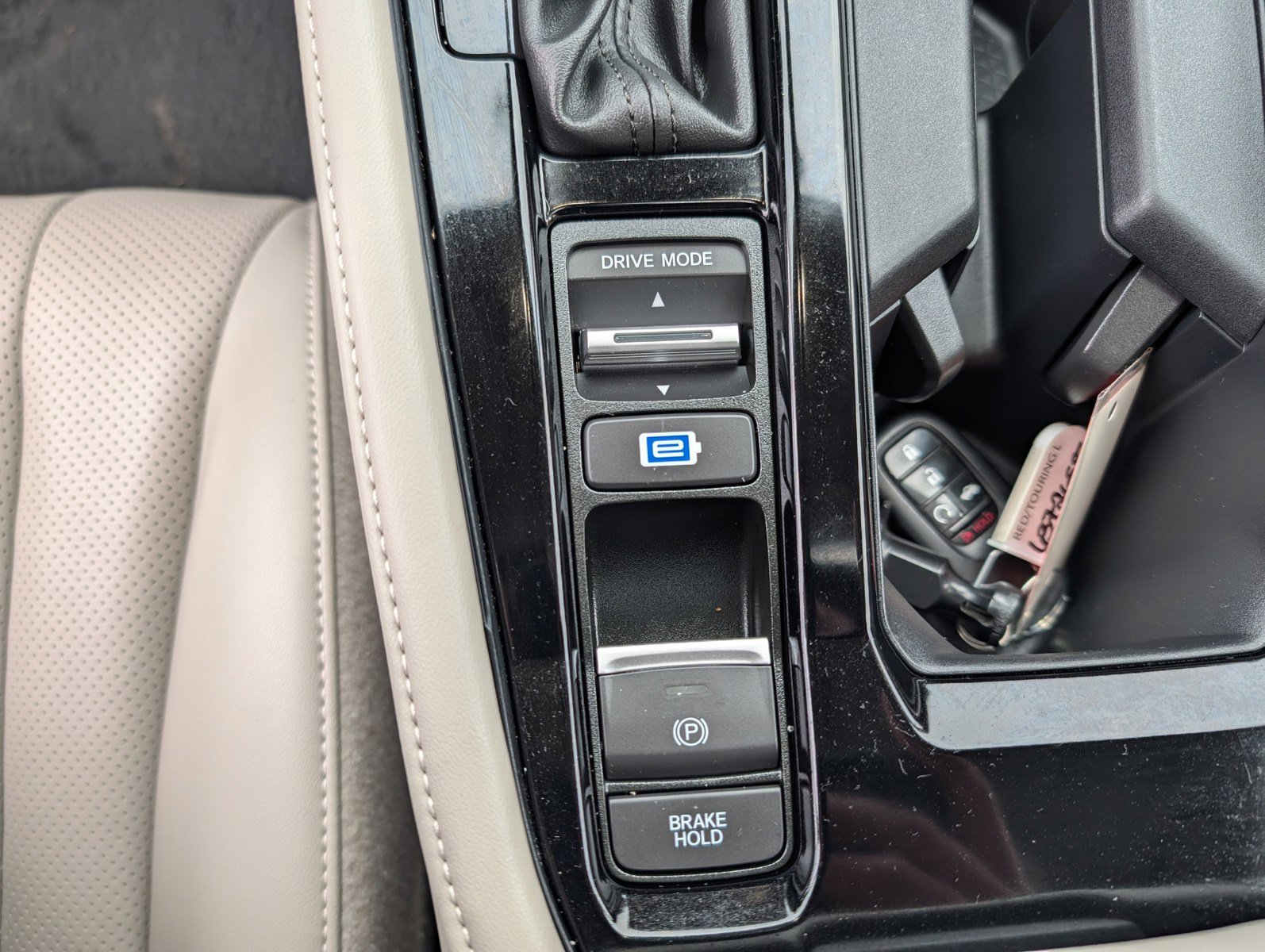 Used 2023 Honda Accord Touring image 29