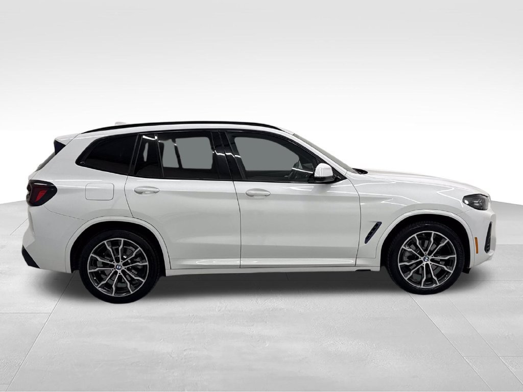 Used 2022 BMW X3 xDrive30i AWD/4WD image 10