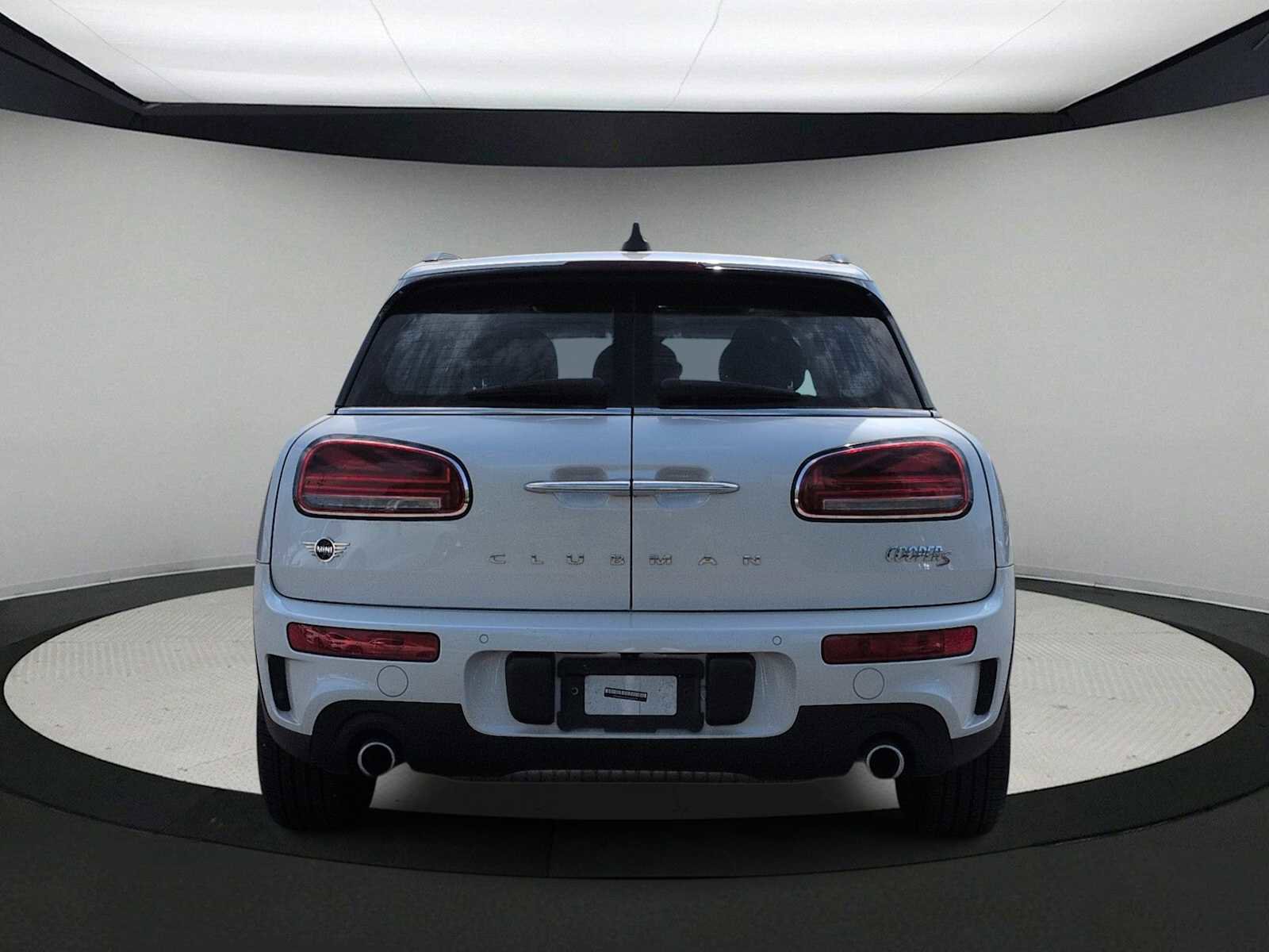 Certified 2024 MINI Cooper Clubman S image 7