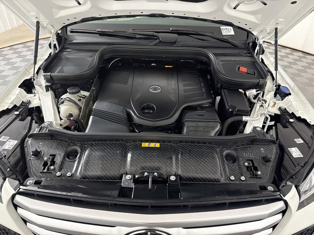 Used 2025 Mercedes-Benz GLS 450 4MATIC image 33
