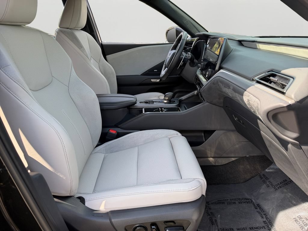 Certified 2026 Lexus TX 350 AWD w/ Technology Package image 9
