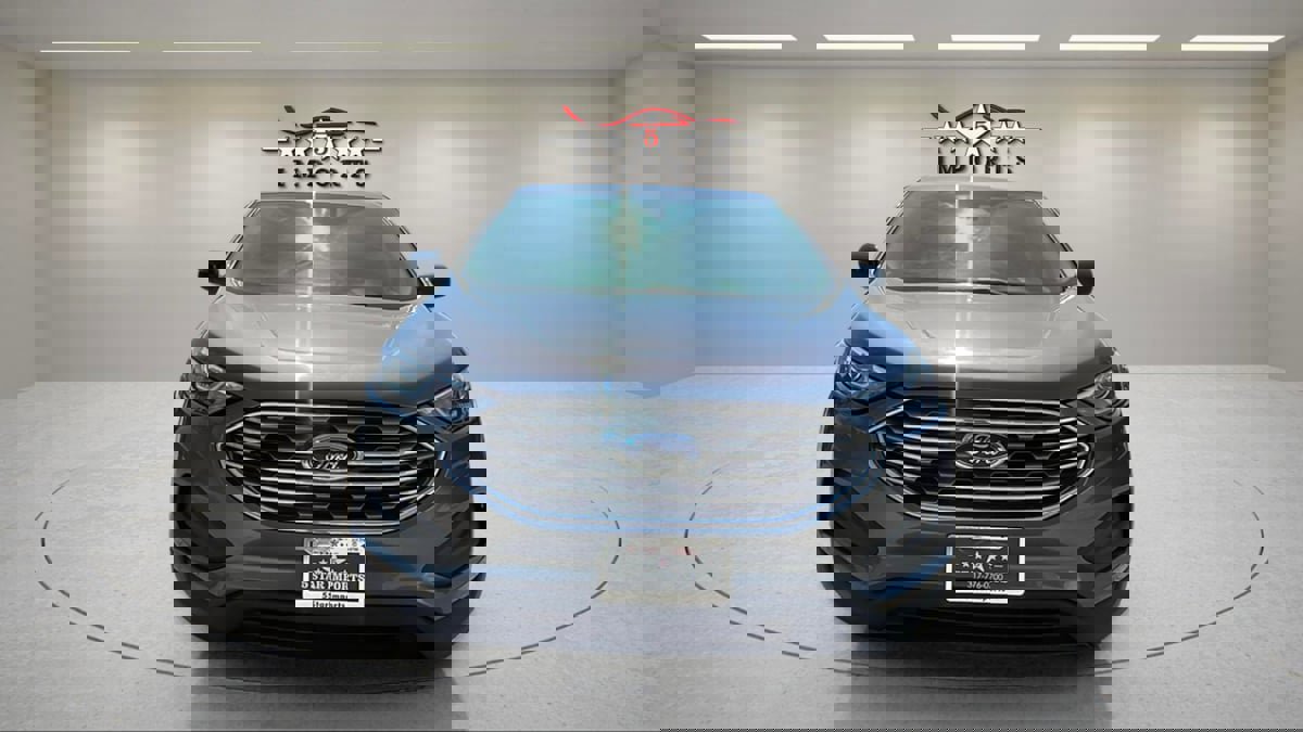 Used 2021 Ford Edge SE w/ Cargo Accessory Package image 8