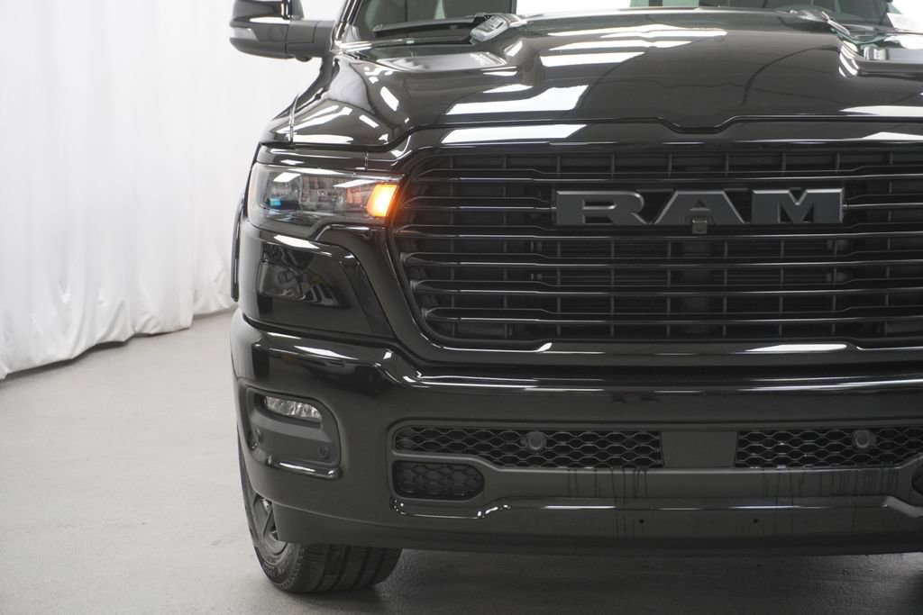 Used 2025 RAM 1500 Laramie w/ Night Edition AWD/4WD image 7