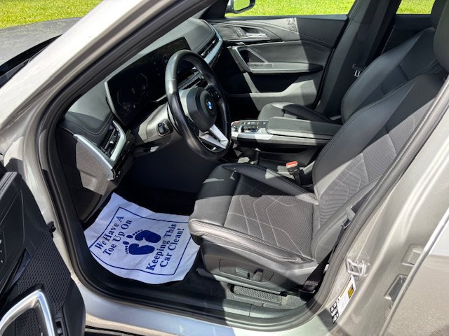 Used 2024 BMW X1 xDrive28i AWD/4WD image 11