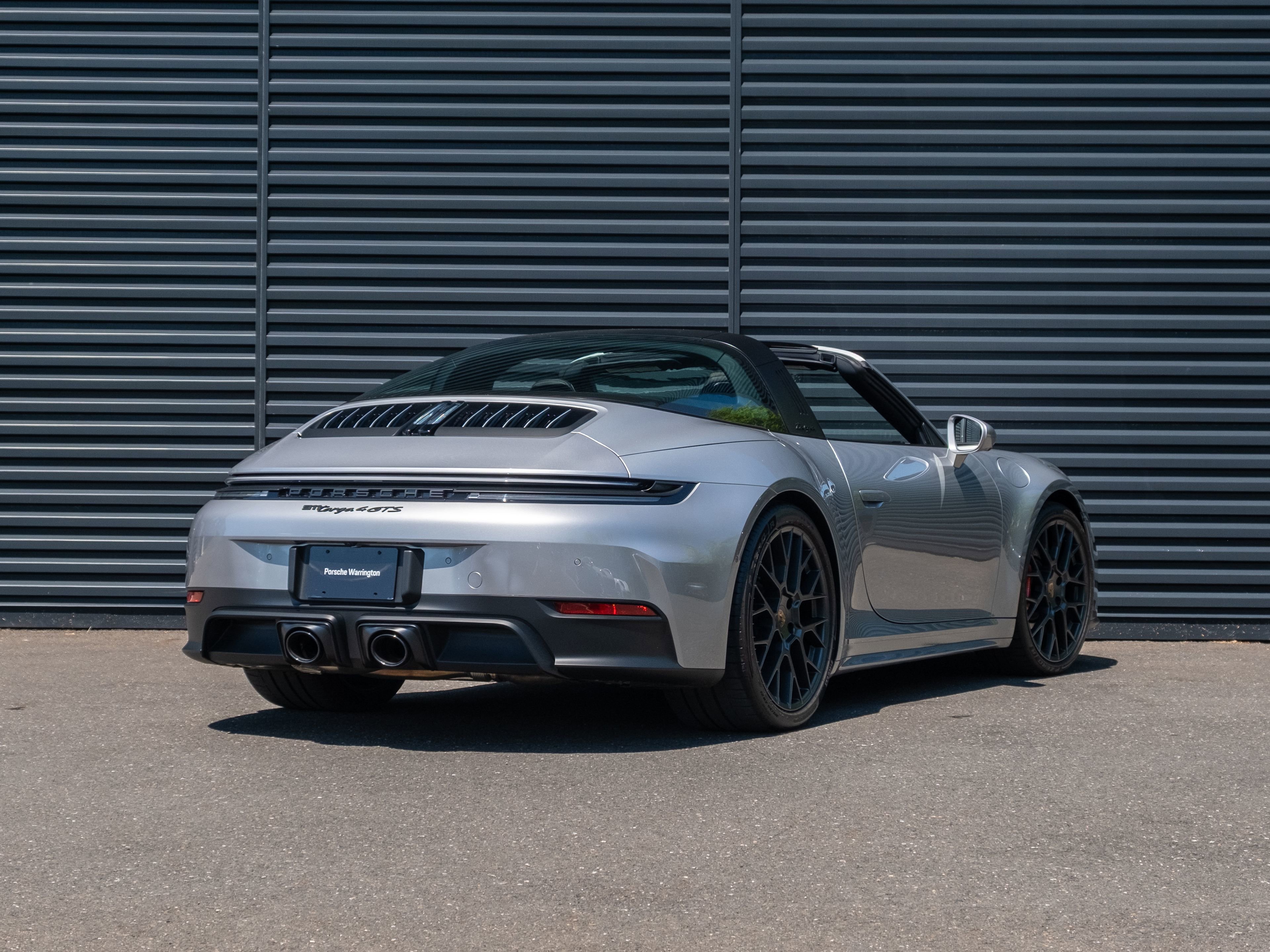 Certified 2025 Porsche 911 Targa 4 GTS AWD/4WD image 8