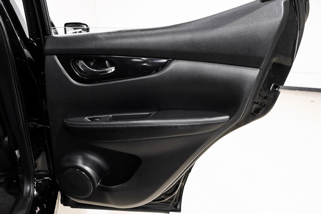 Used 2019 Nissan Rogue Sport SL w/ Premium Package image 52