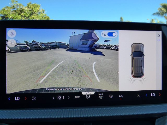 New 2026 Ford Explorer Active w/ Active Comfort Package image 25