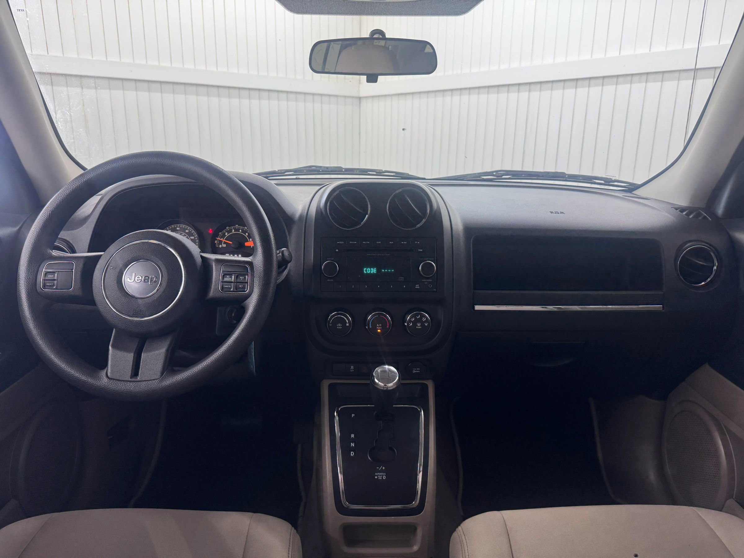 Used 2014 Jeep Patriot Sport w/ Power Value Group FWD image 17