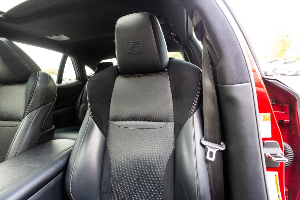 Used 2018 Lexus LS 500 F Sport w/ Accessory Package (Z2) RWD image 42