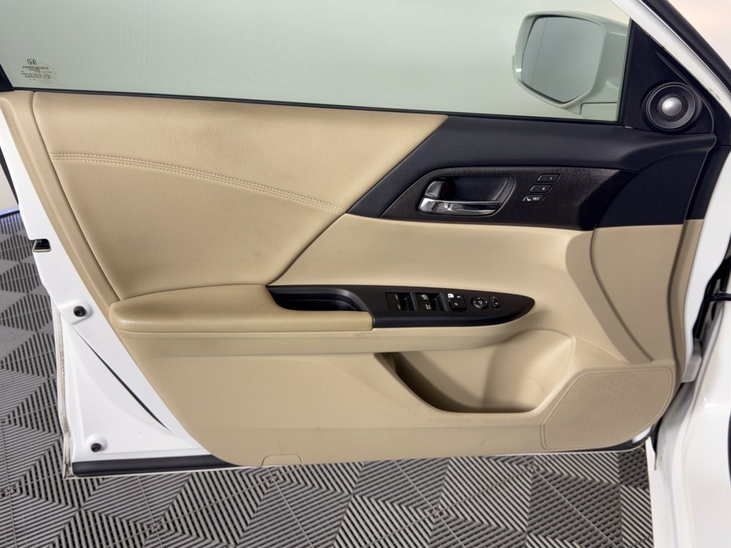 Used 2013 Honda Accord EX-L image 14