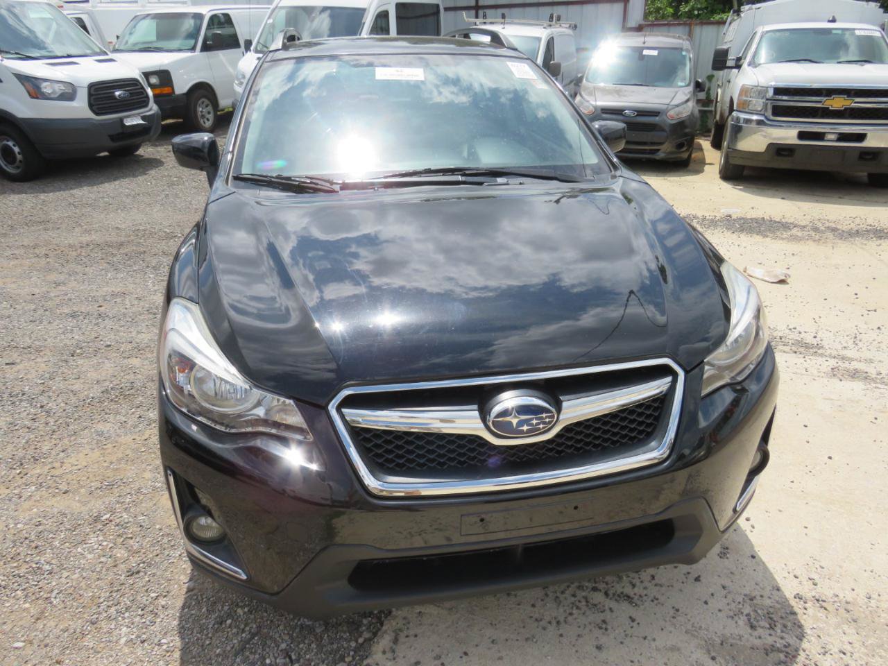 Used 2016 Subaru Crosstrek 2.0i Premium AWD/4WD image 2