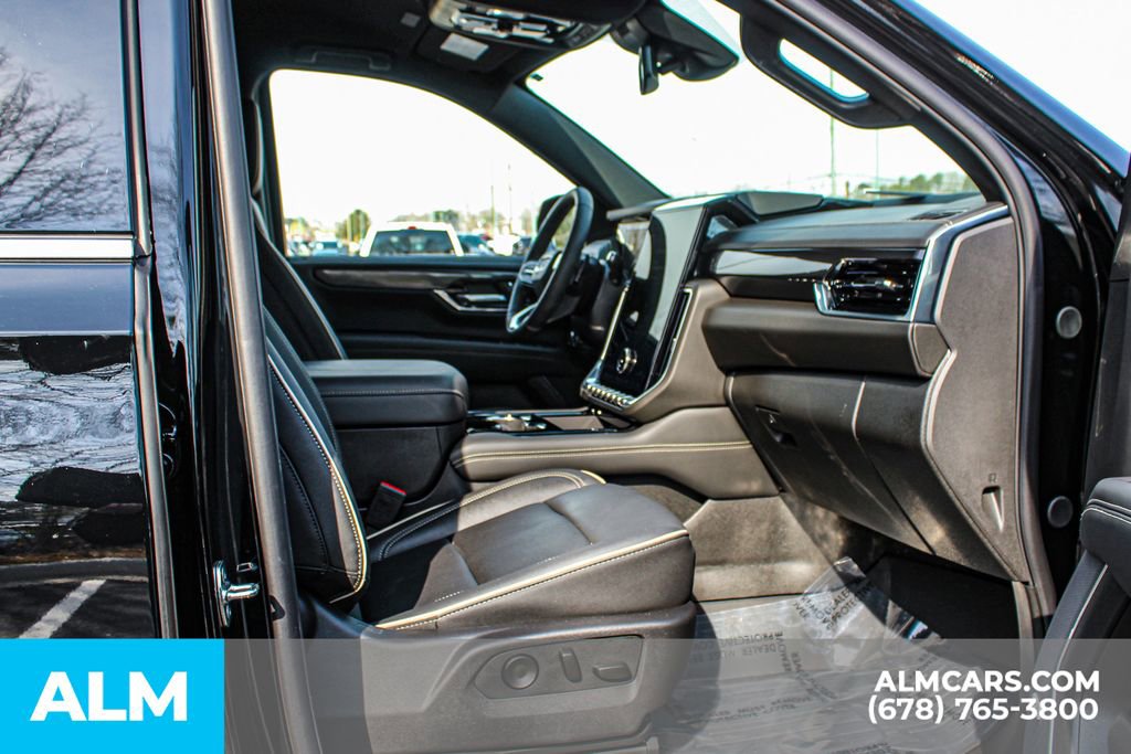 Used 2026 GMC Yukon XL Elevation image 22