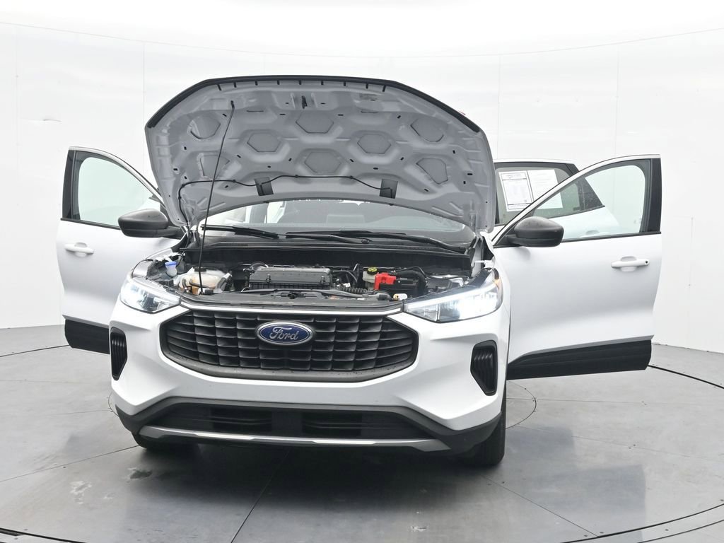 Used 2024 Ford Escape Active w/ Cold Weather Package FWD image 43