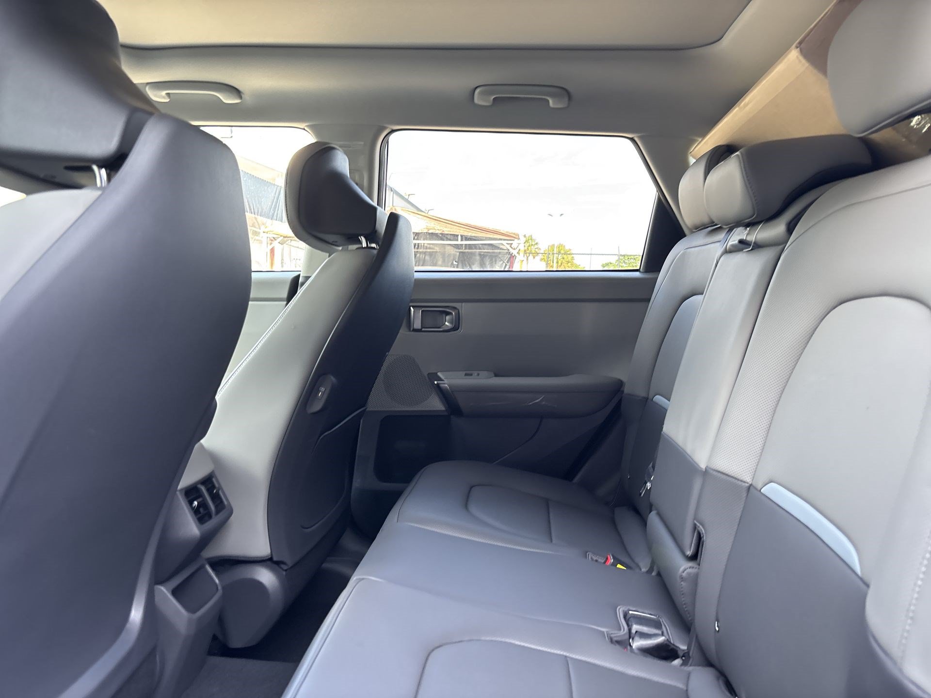 New 2027 Kia Seltos EX w/ EX Panoramic Sunroof Package FWD image 22