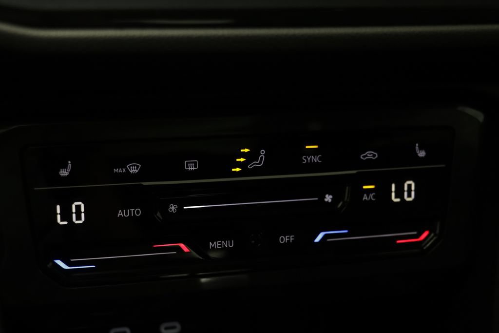 Certified 2023 Volkswagen Tiguan SE AWD/4WD image 10