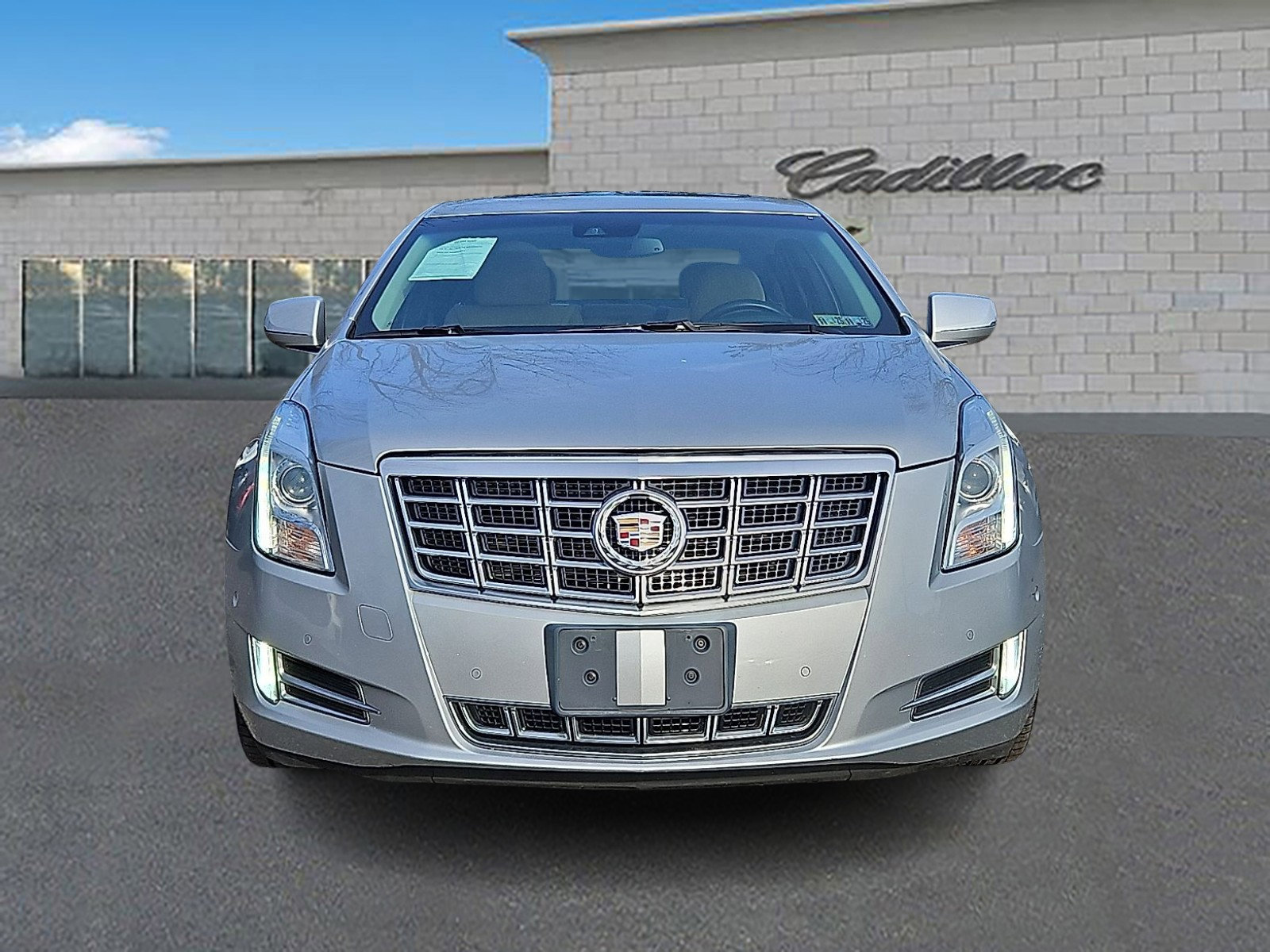 Used 2014 Cadillac XTS Premium image 2