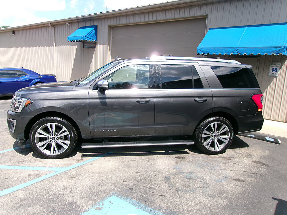 Used 2020 Ford Expedition Platinum image 3