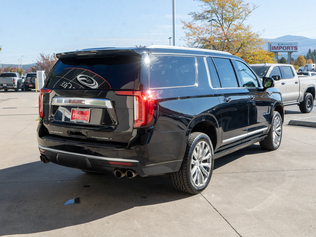 Used 2022 GMC Yukon XL Denali w/ Max Trailering Package AWD/4WD image 7