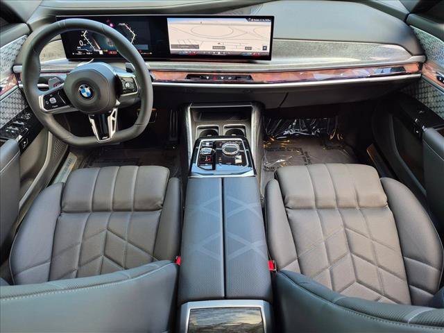 Used 2023 BMW 760i xDrive AWD/4WD image 19