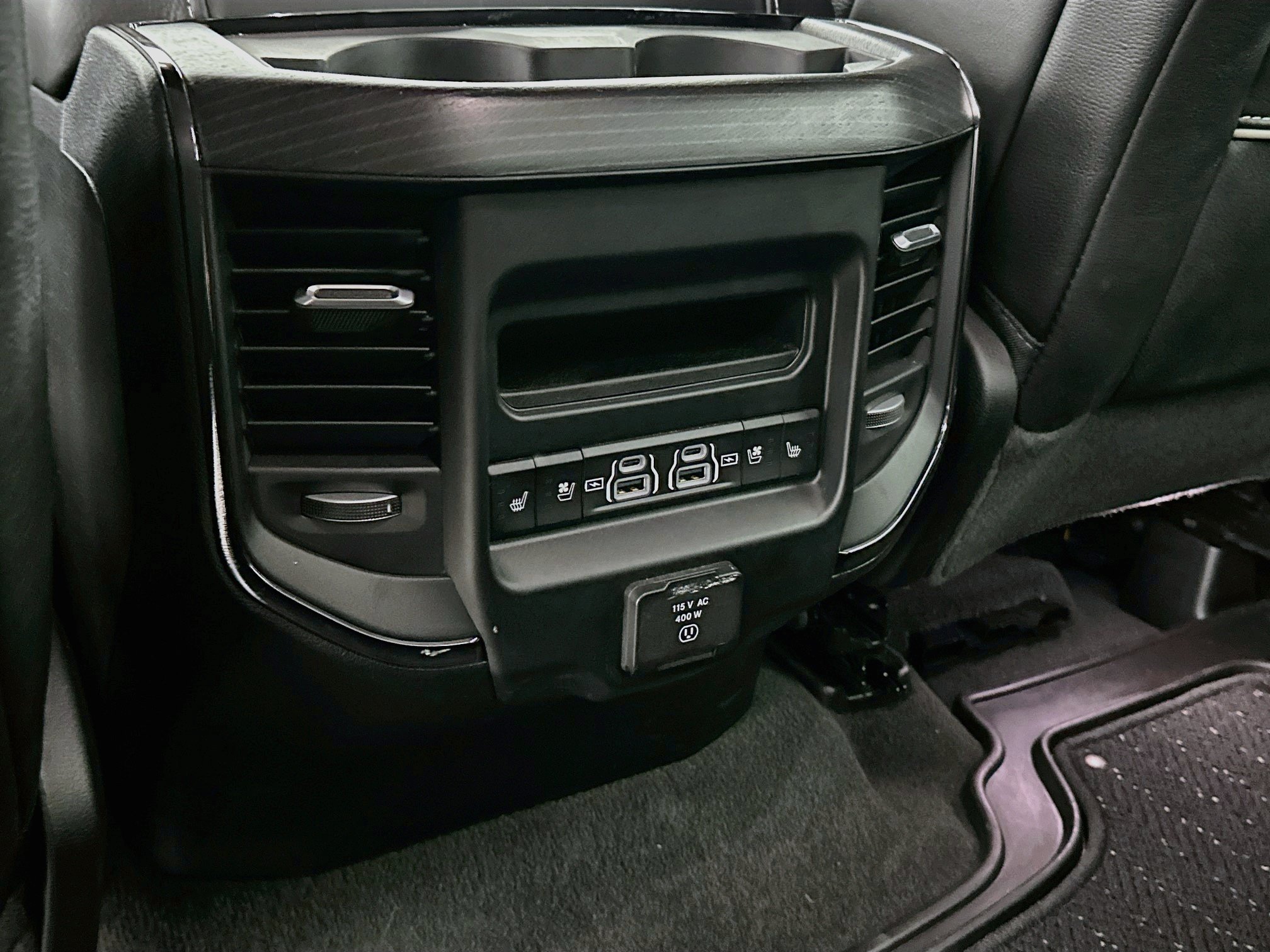 Used 2024 RAM 1500 Limited AWD/4WD image 28