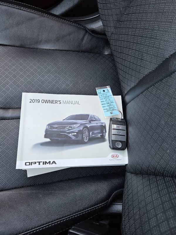 Used 2019 Kia Optima EX image 26