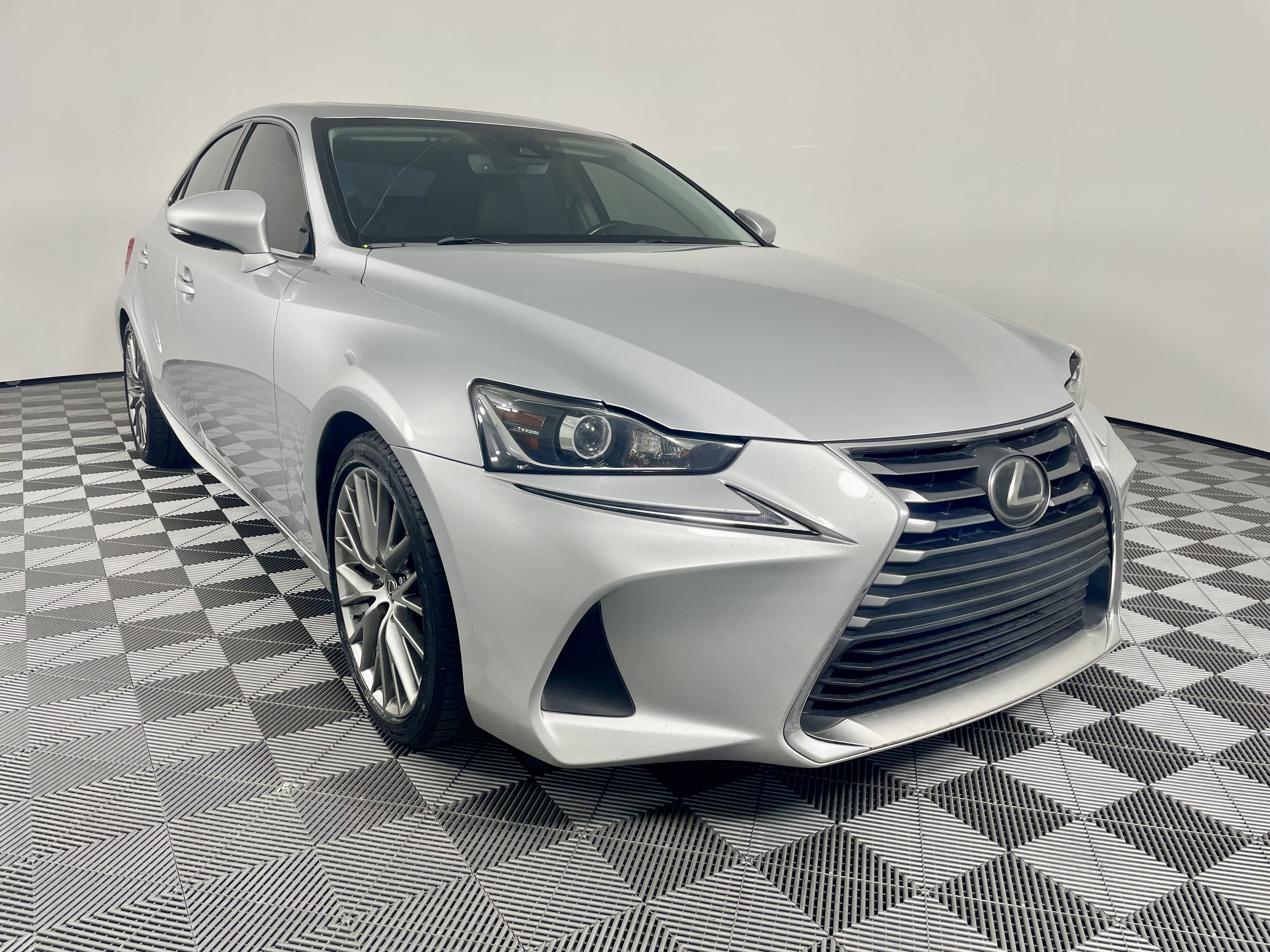 Used 2018 Lexus IS 300 w/ Accessory Package 2 image 8