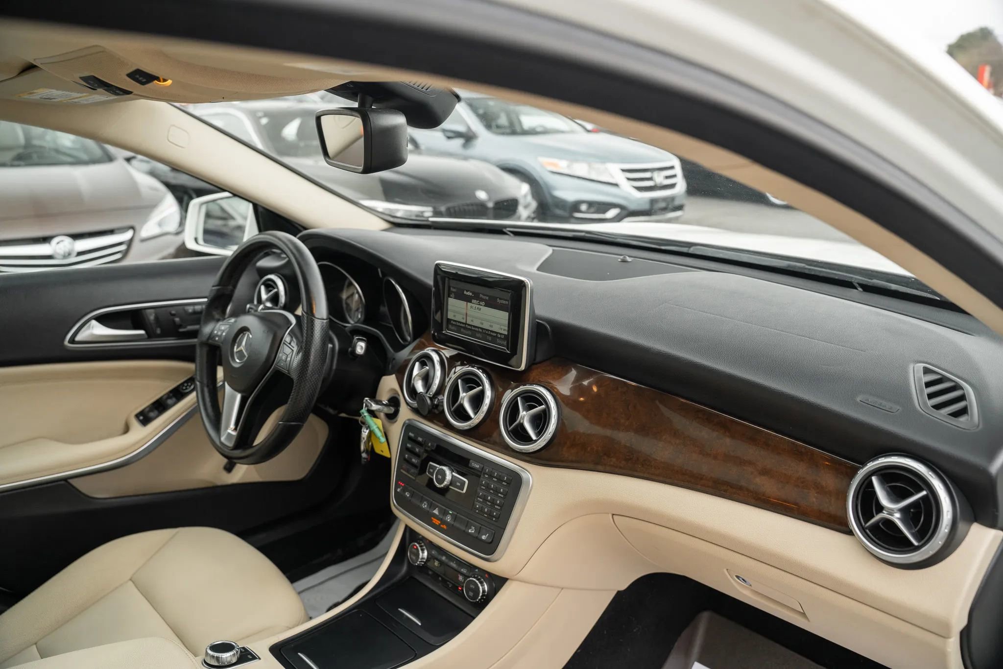 Used 2015 Mercedes-Benz GLA 250 GLA 250 4MATIC Sport Utility 4 image 13