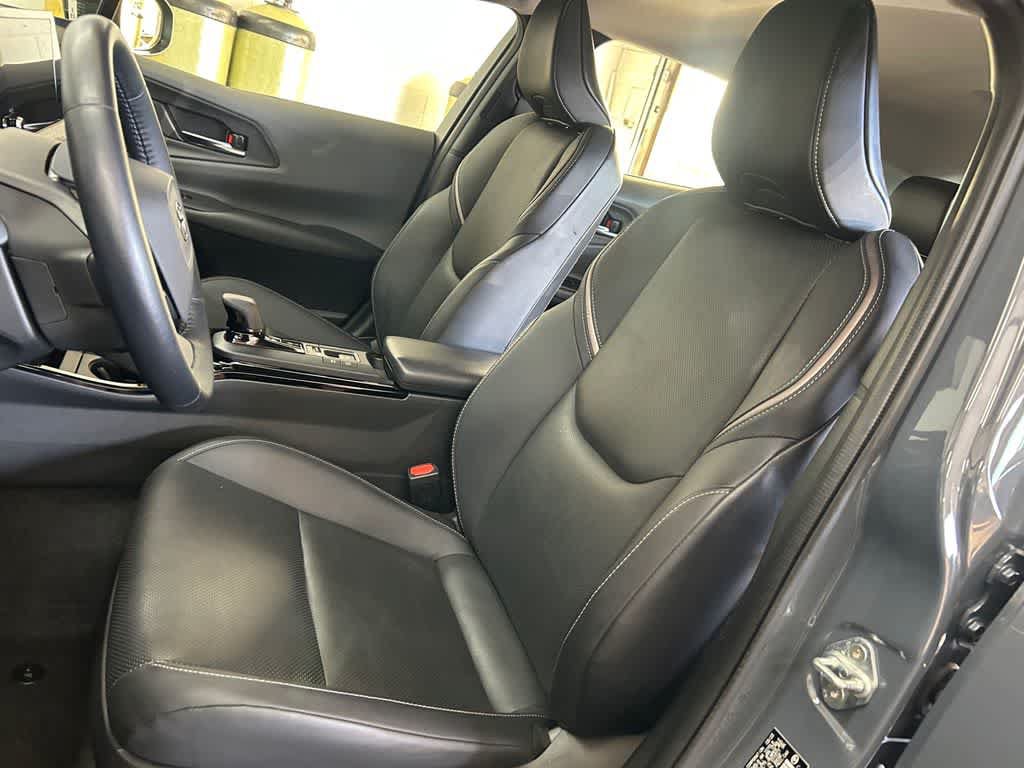 Used 2023 Toyota Prius XLE FWD image 11